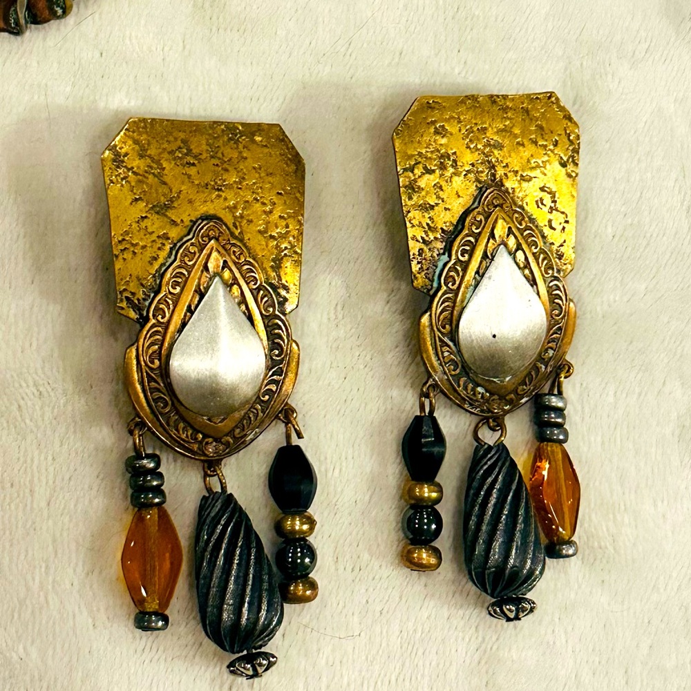 Vintage MBSF (Marjorie Baer San Francisco) clip on earrings